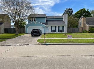 16106 Pipers View Dr, Webster, TX 77598