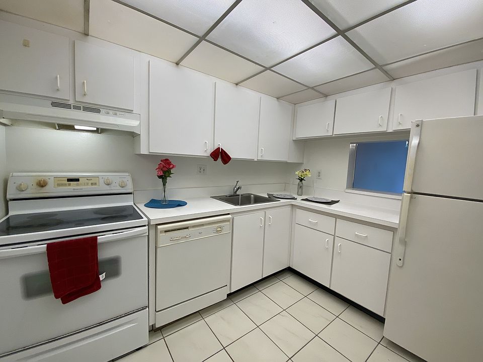 1st image of 7820 Colony Cir S #110-12-505