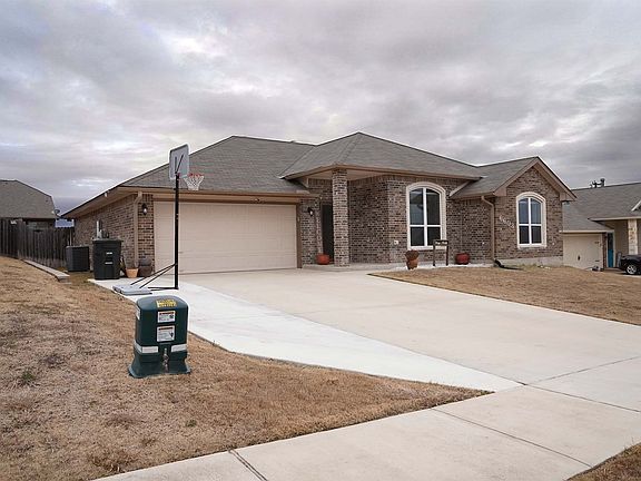 2nd image of 6603 Morganite Ln