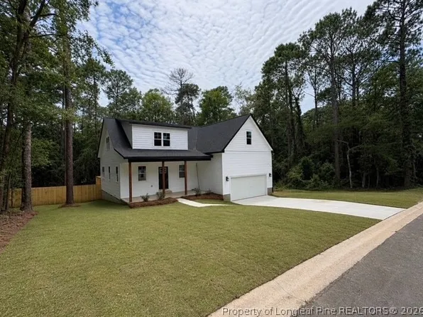 2421 Colgate Dr, Fayetteville, NC 28304