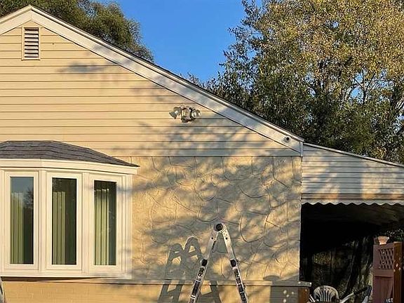 4th image of 20311 Westover Ave