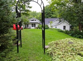 49107 N Royce Rd, Hancock, MI 49930