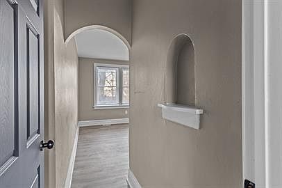 3rd image of 3863 Gustine Ave #2N
