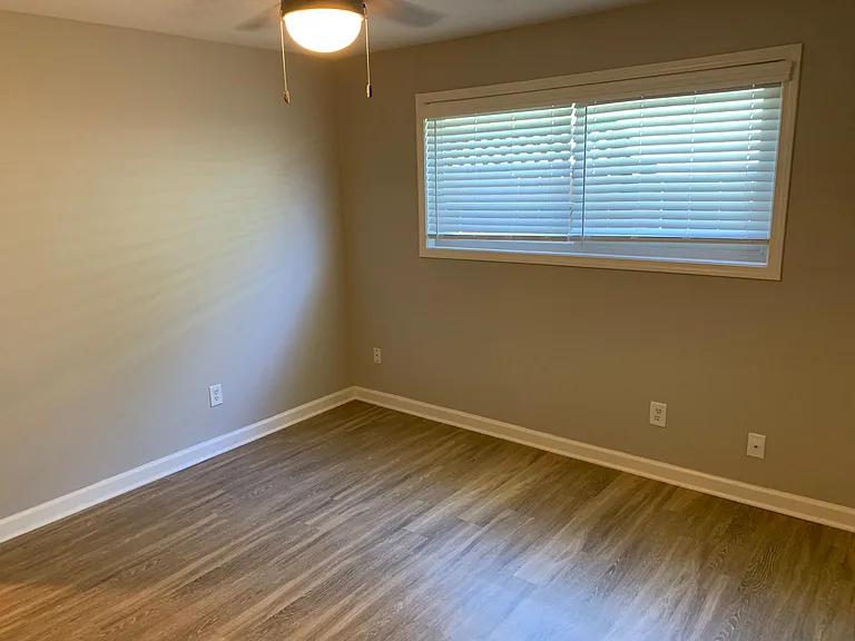 4146 Swift Ave #3 — Photo 8