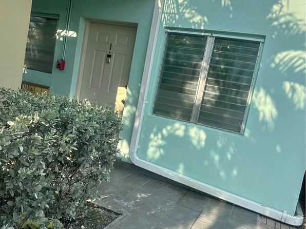 855 W 29th St APT 1