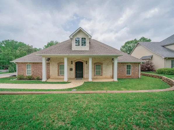 1223 Pine St, Kilgore, TX 75662