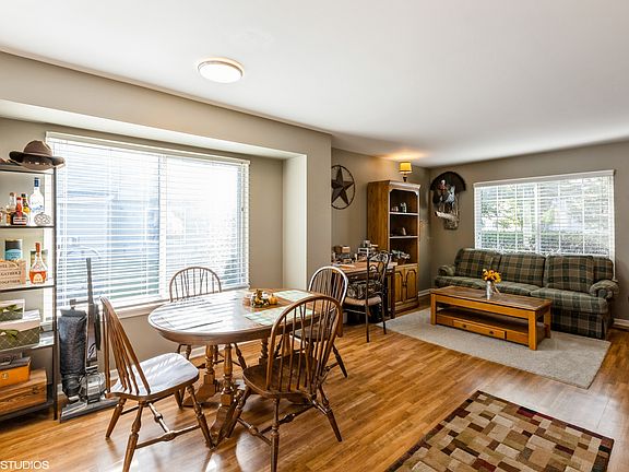 3rd image of 2493 Concord Ct #2493