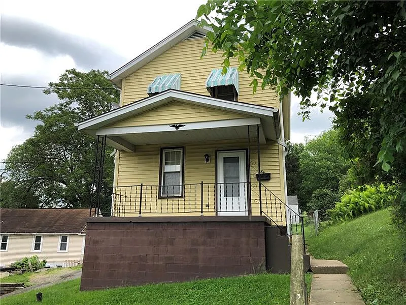 84 Murray Ave photo 1