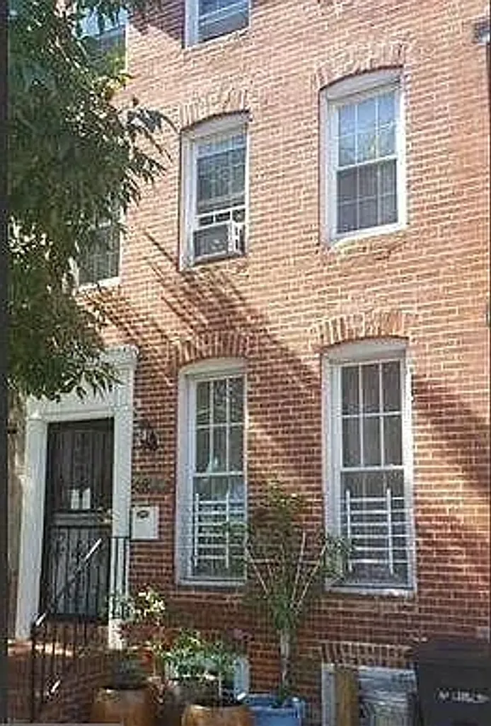 4 Bedroom 2.5 Bathroom Single Family Home — Photo 1