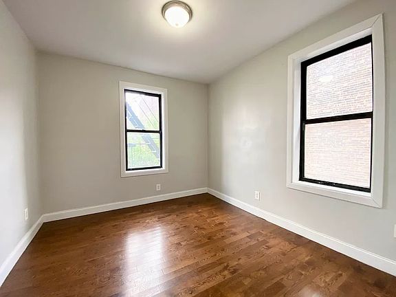 3rd image of 573 W 156th St #18