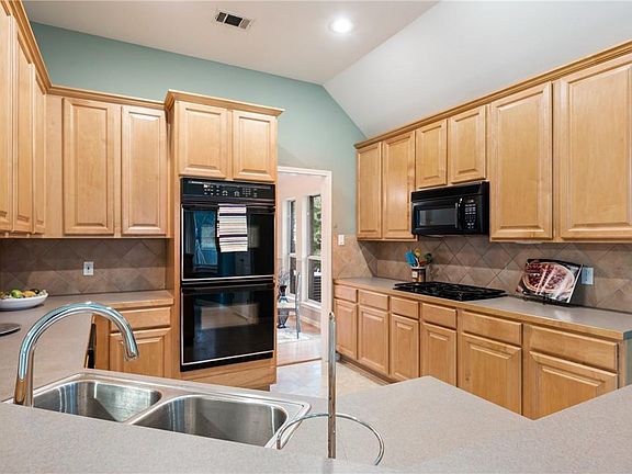 2nd image of 5347 Magdelena Dr