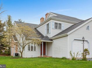 2 Heron Dr, Denver, PA 17517