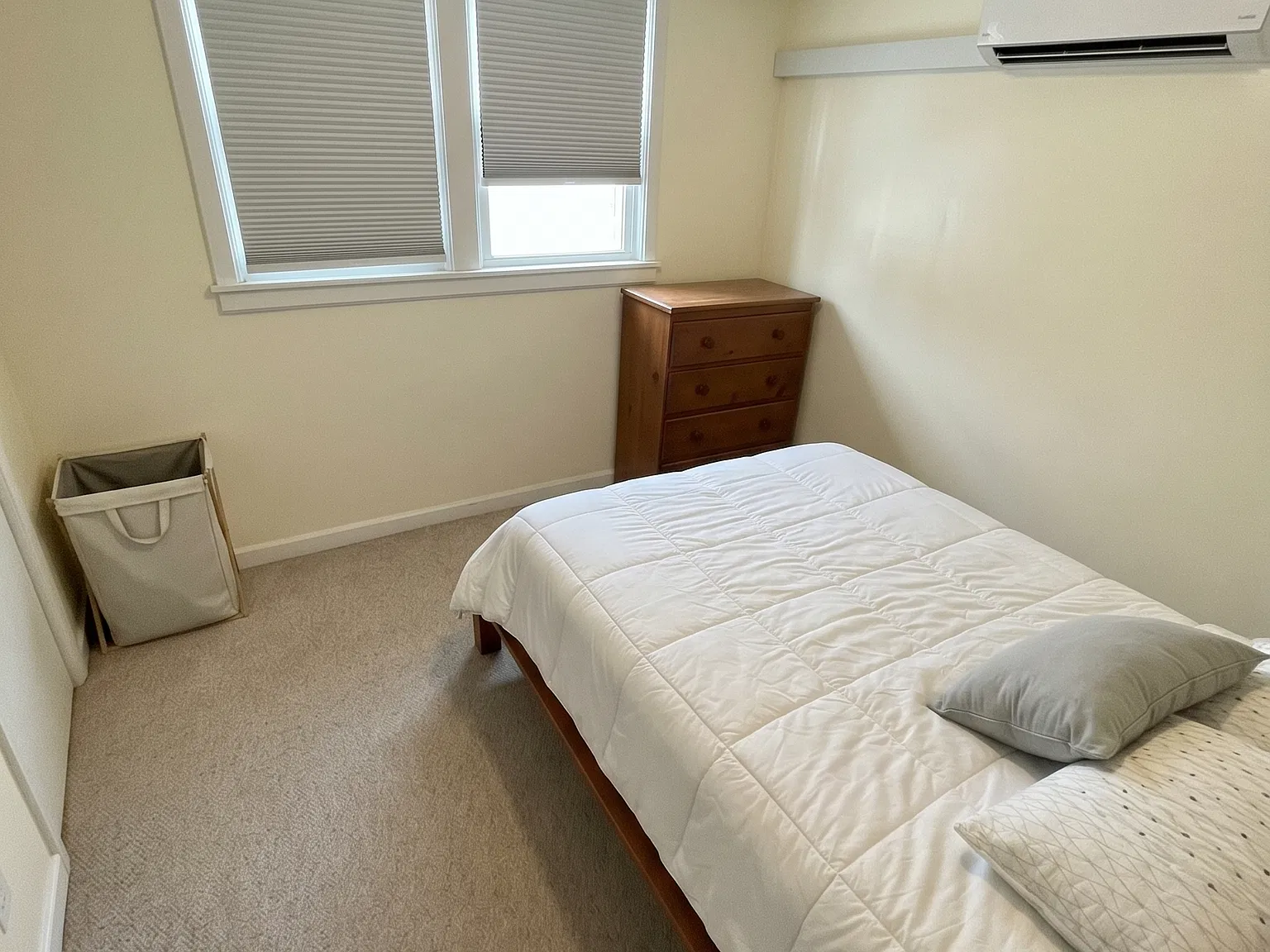 2 bed, 700 sqft, $1,600 — Photo 3