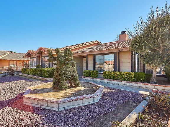 5th image of 14123 Pacoima Cir