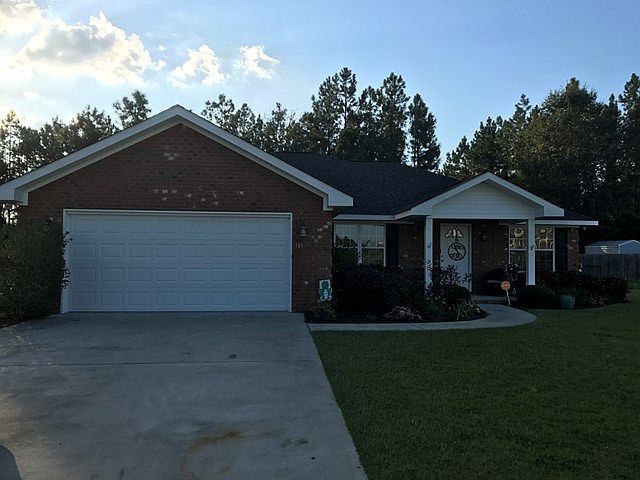 1st image of 145 Pecan Dr NE