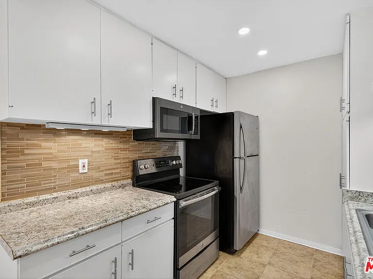 394 S Miraleste Dr #496 — Photo 18