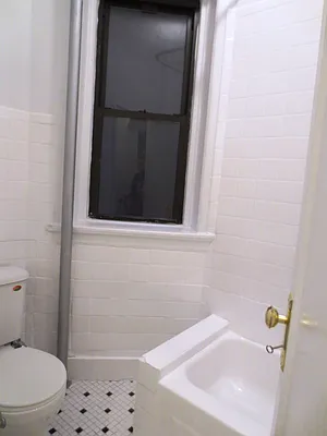 Rented by Waverly Realty Associates | media 15