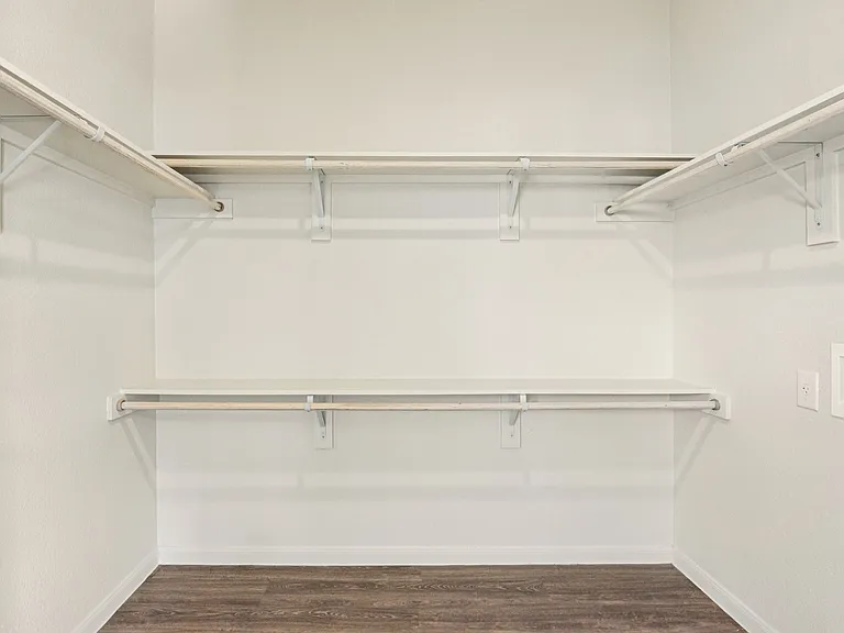 Crosswinds Apartment Homes — Photo 7