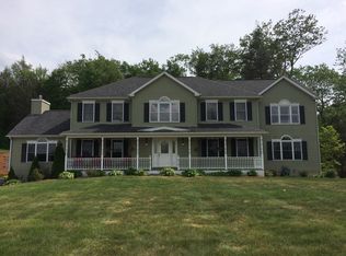 68 Fairview Dr, Leicester, MA 01524