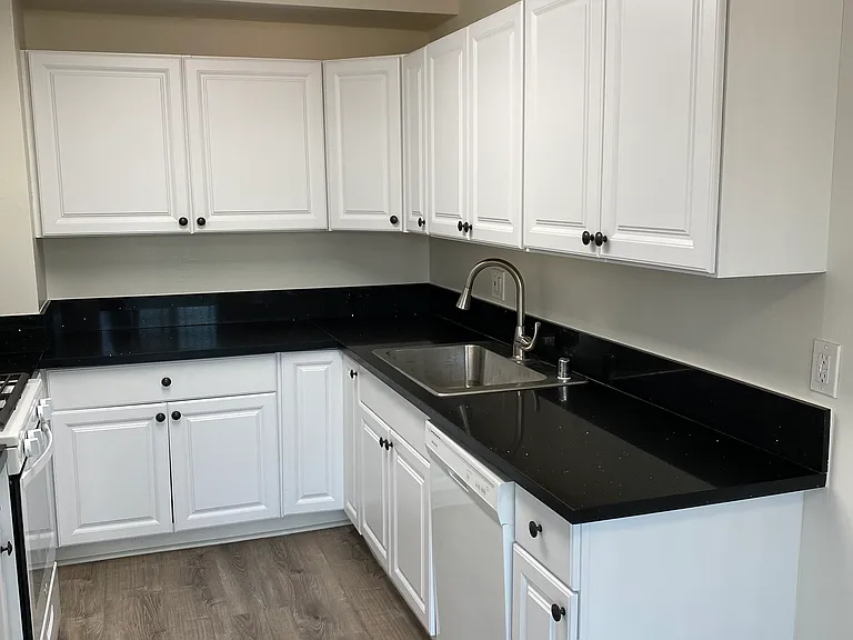 1014 W. Huntington Dr. — Photo 42