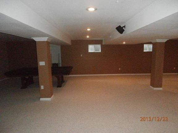 2nd image of 10082 Thoroughbred Ln