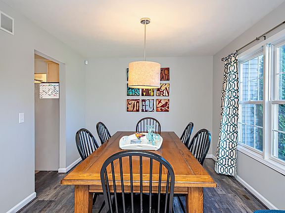 2nd image of 2330 Crest Haven Blvd