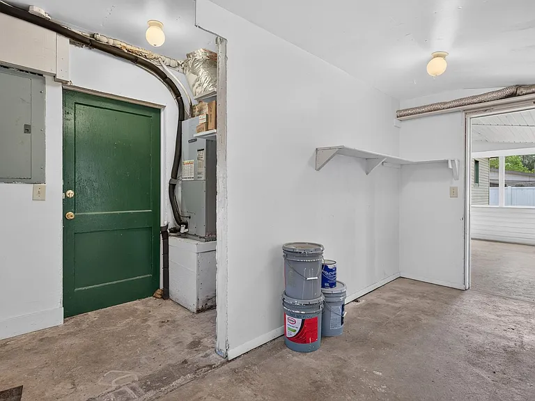 2618 Arlex Dr E — Photo 28