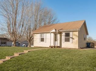301 Cape Rd, Bloomfield, MO 63825