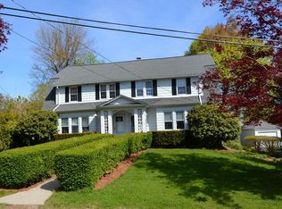 8 Saint Marks Rd, Worcester, MA 01606