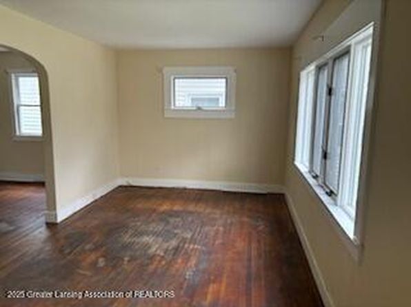 511 N Foster Ave, Lansing, MI 48912