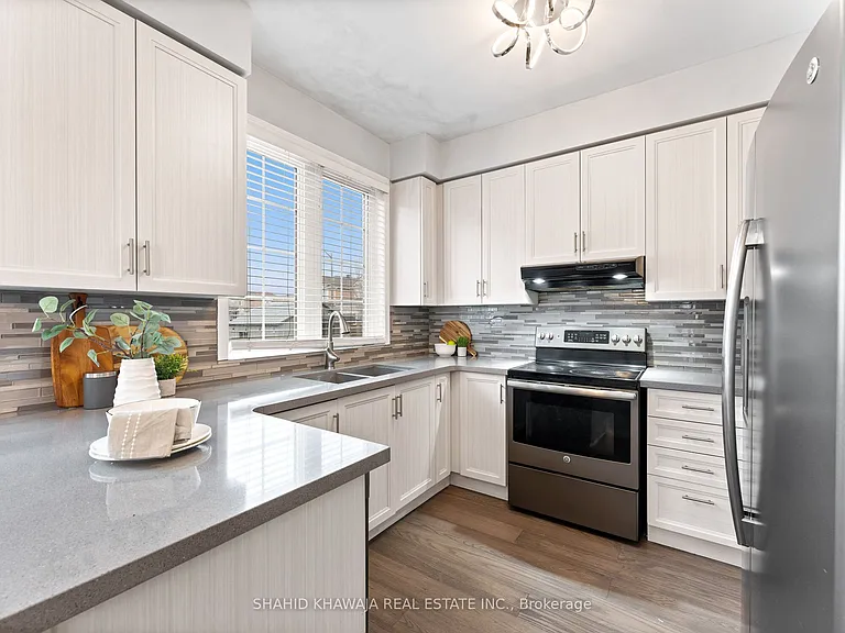 7282 Blackwood Mews — Photo 15