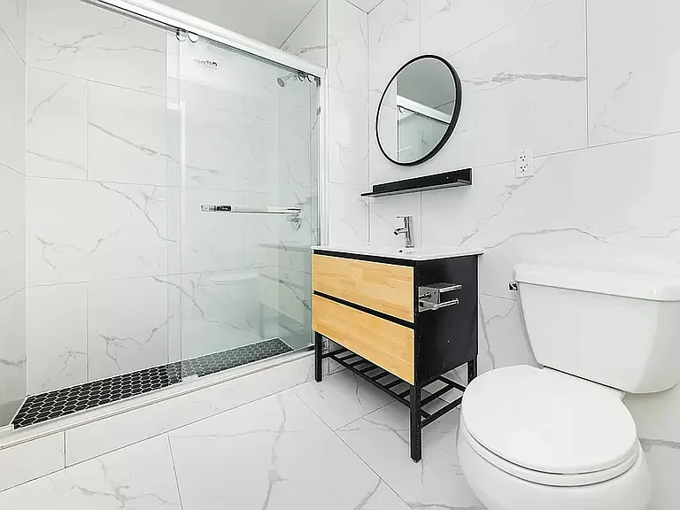 379 Harman St #4E — Photo 9
