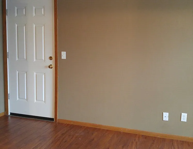705 E 3rd St #7 — Photo 5