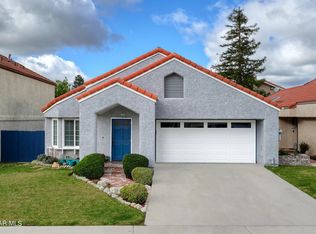 2073 Pullman Ave, Simi Valley, CA 93063