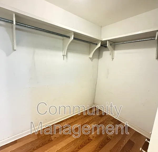 18819 Greenwell Springs Rd #D1 — Photo 4
