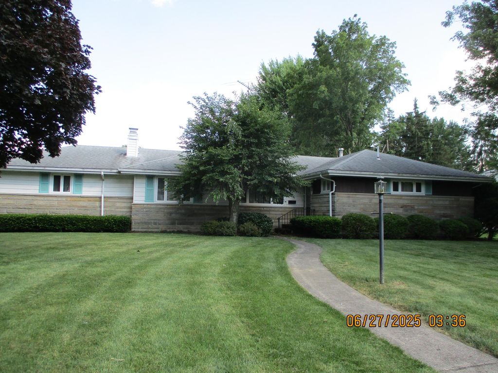 Real estate listing image