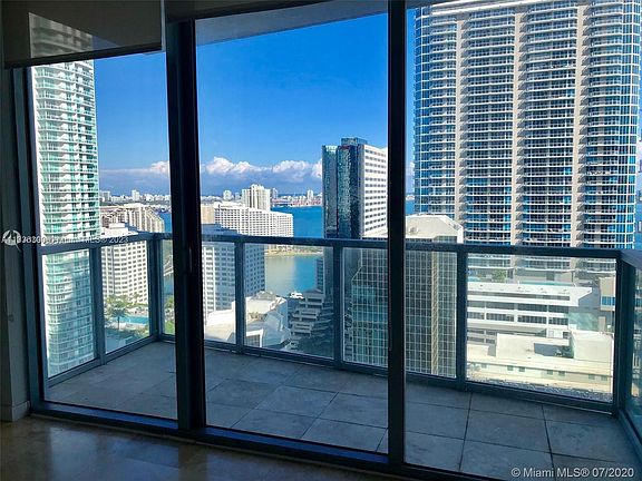 3rd image of 1050 Brickell Ave APT 2704