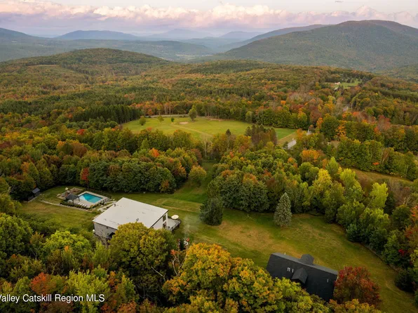 88 Minew Road, Lexington, NY 12452