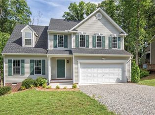 1309 Walton Bluff Ter, Midlothian, VA 23114