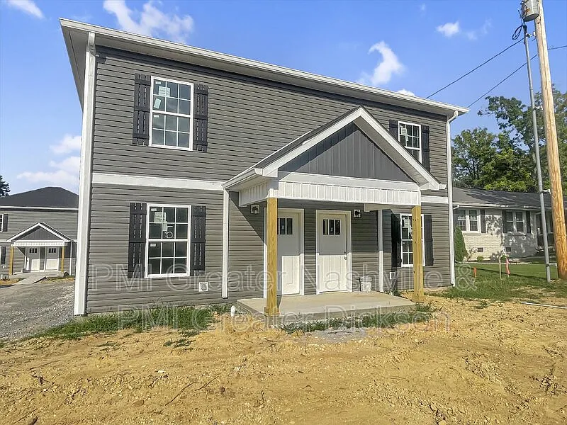 Building Photo - 826 Old Charlotte Rd #3