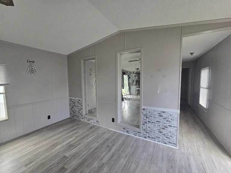 Oak Creek Estates MHC — Photo 79