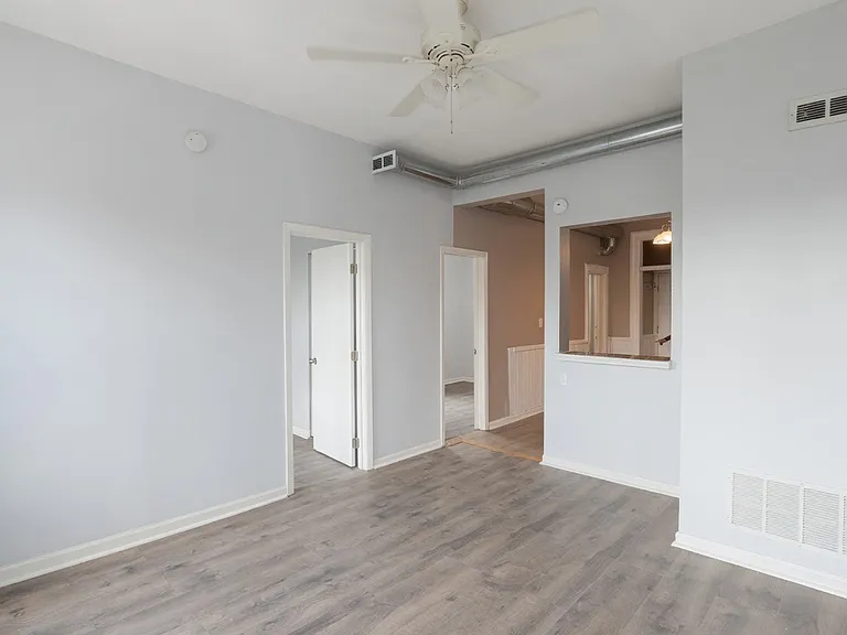 1309 W Huron St #3R — Photo 4