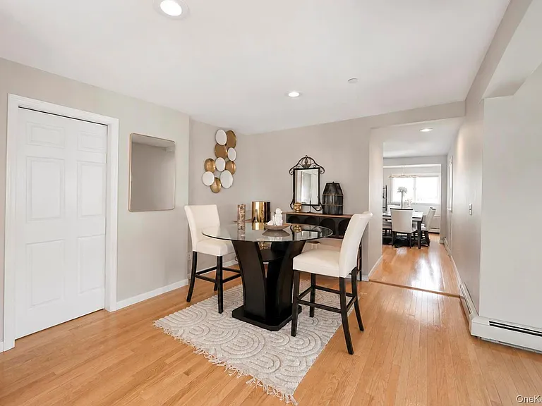 308 Bedell St — Photo 12
