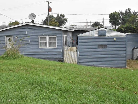 3rd image of 3445 Libby Dr