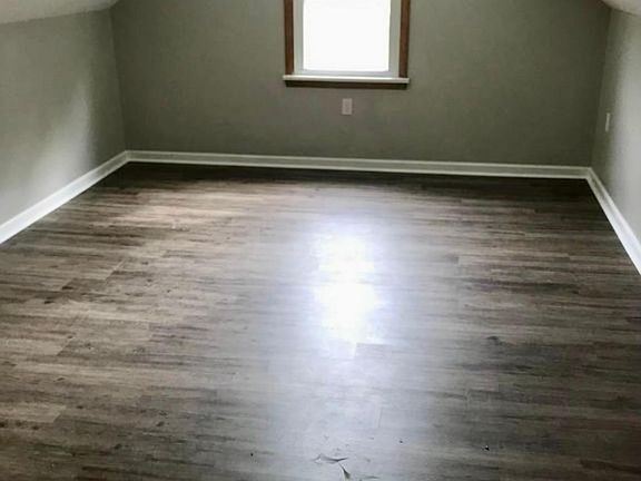 5th image of 2720 Carter Ave