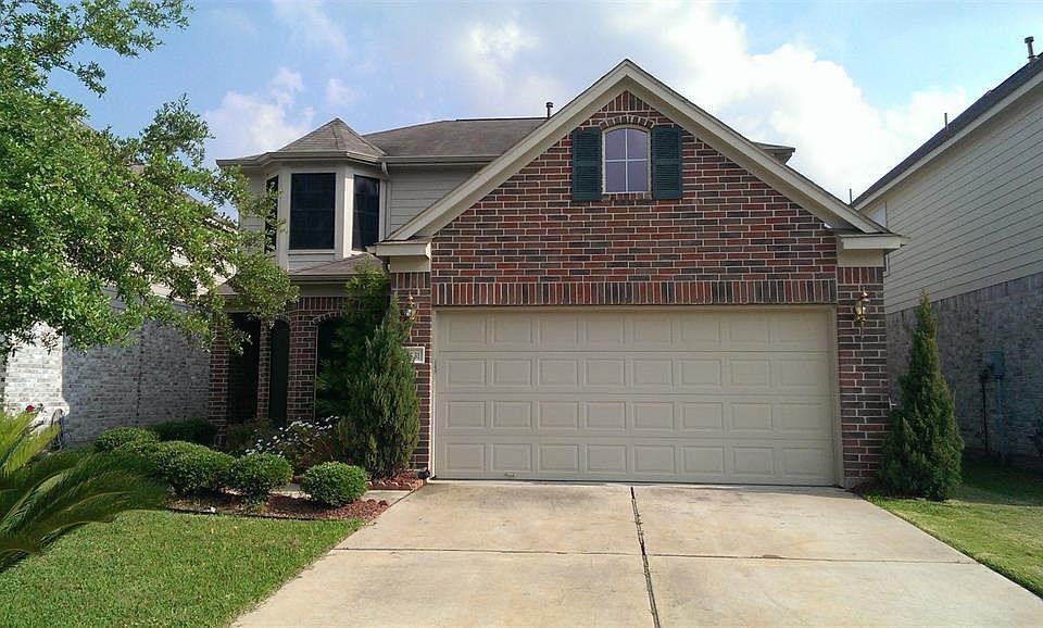 1st image of 19531 Hickory Meadow Ln