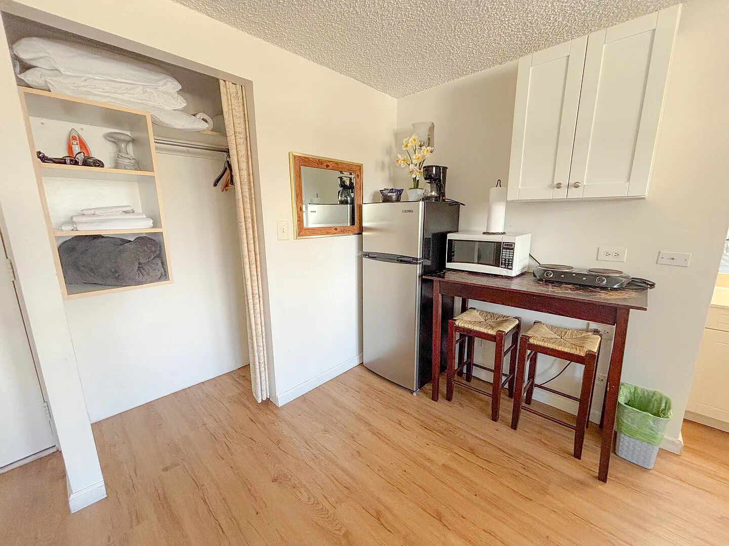 Mellow Kuhio Village Studio — Photo 4