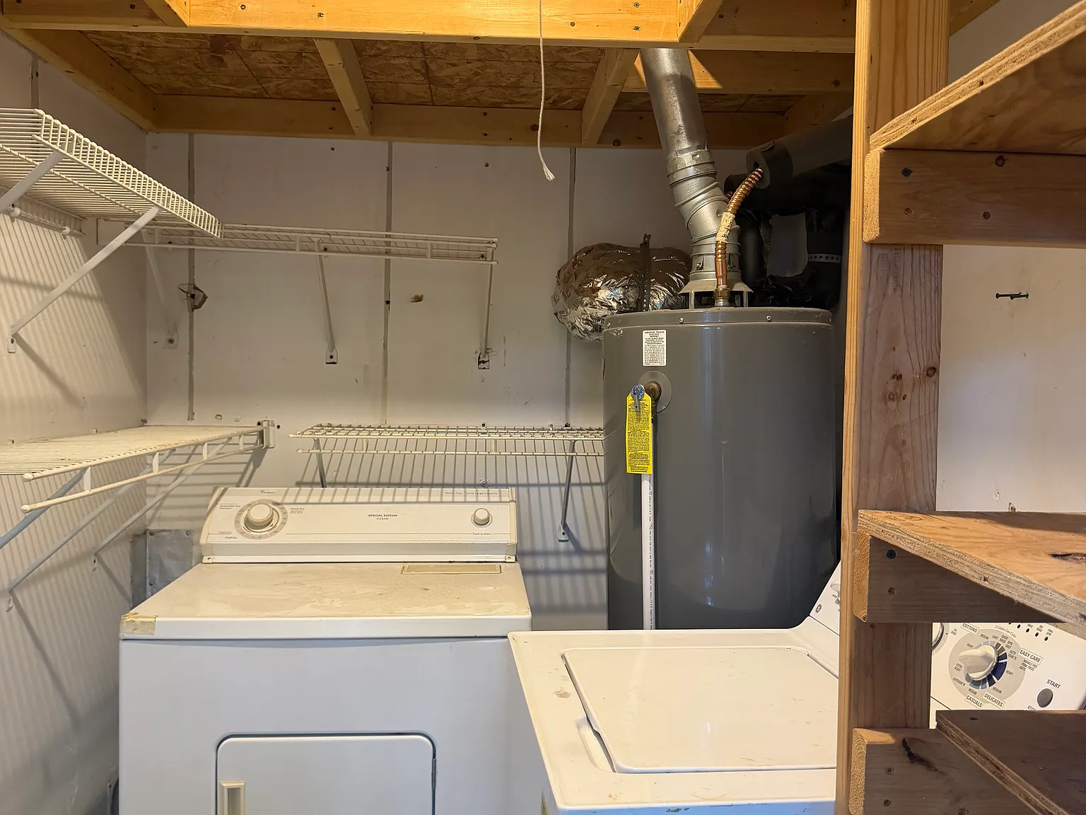 3 bed, 1000 sqft, $2,250 — Photo 2