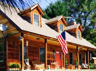 64 Gleason Farm Lane, Jamaica, VT 05343