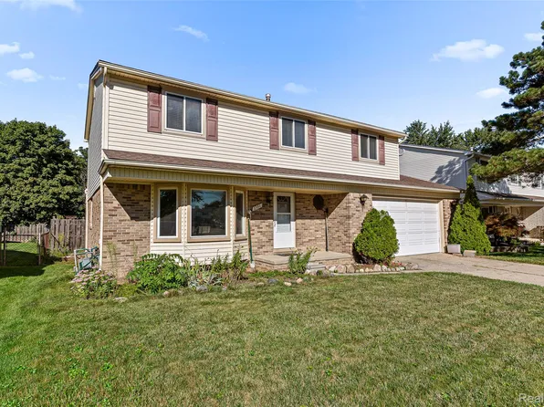 2350 Brookfield St, Canton, MI 48188